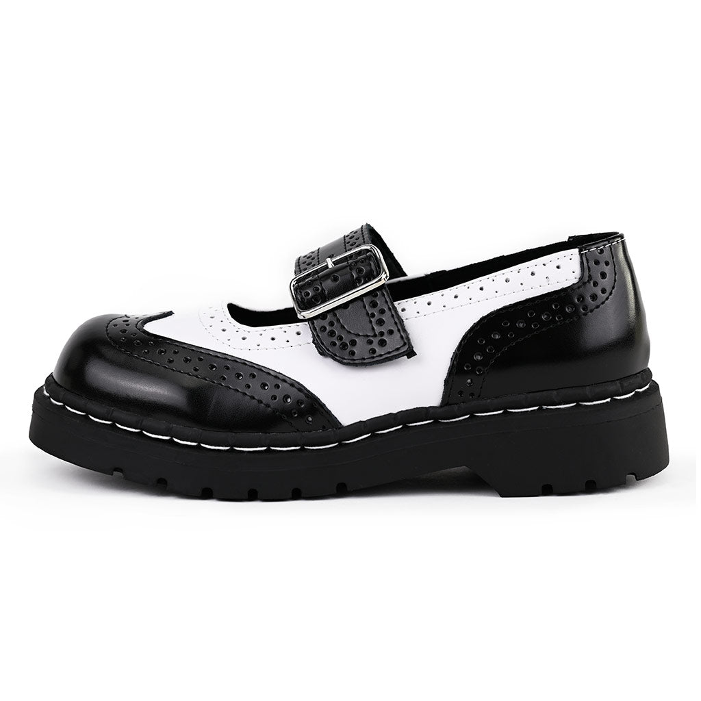 Black and white brogue shoes 2025